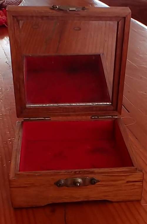 Japanese Framed Jewellery Box