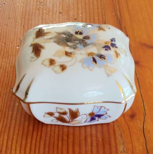 Antique Hungarian Trinket Box Zsolnay 1868