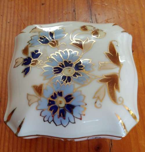 Antique Hungarian Trinket Box Zsolnay 1868