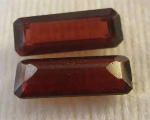 2 pieces of 10.00 x 3.50mm  Garnets T. W. 2.14 ct price/ stone
