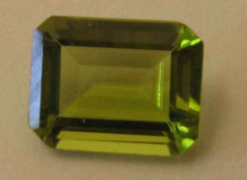 7.00 x 9.00 mm Emerald cut Peridot  2.55 ct.