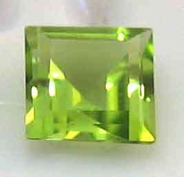 5.50x 5.50 Princess cut Peridot  .90ct