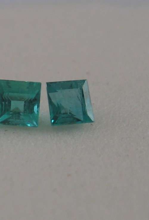 2 piece, 3.00 x 3.00mm Princess cut Emerald 0.35ct[price/stone].