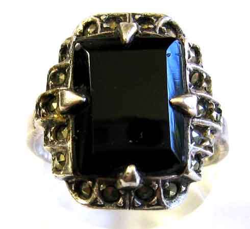 Excellent , Sterling Silver, Marcasite and Black Onyx Ring.