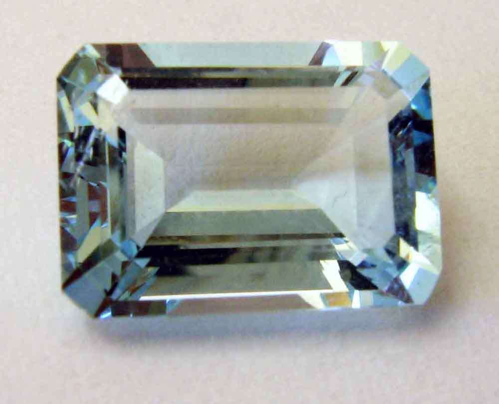 OCTAGONAL CUT 9.00 X 7.00 MM, GENUINE AQUAMARINE 1.96 CT.