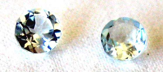 1 lot, 2 pieces 3.50mm round cut  Aquamarines T. W. 0.28cts