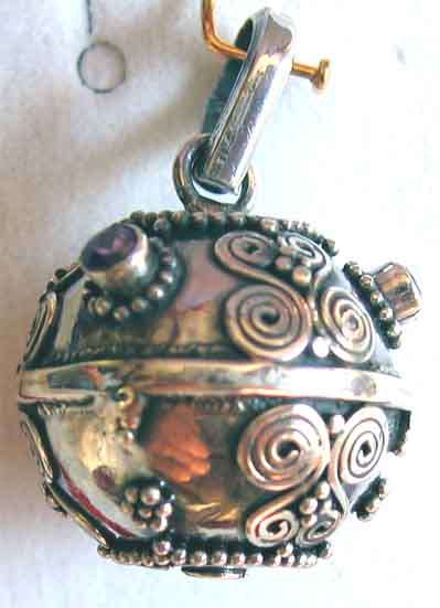 Sterling Silver , Rattle and Amethysts Pendant