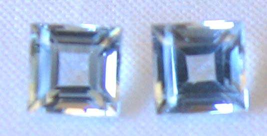 1 lot, 2 pieces  of  4.50 x 4.50 mm Square cut  Aquamarines,T. W. 0.93 cts