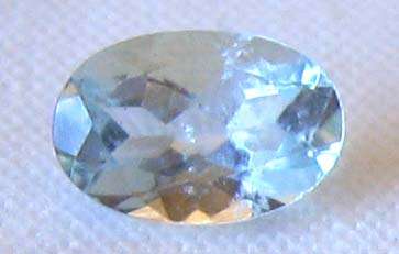6.00 x  4.00 mm Oval faceted cut  Aquamarine  0.38 ct.