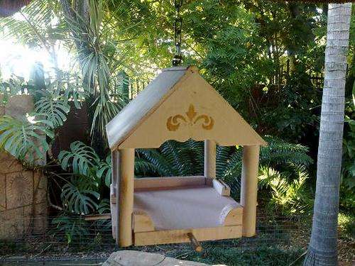 Hanging Bird House/ feeder