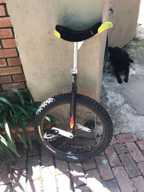 Unicycle - QU-AX MUNI 24 inch Mountain (Adult, beginners to intermediate)