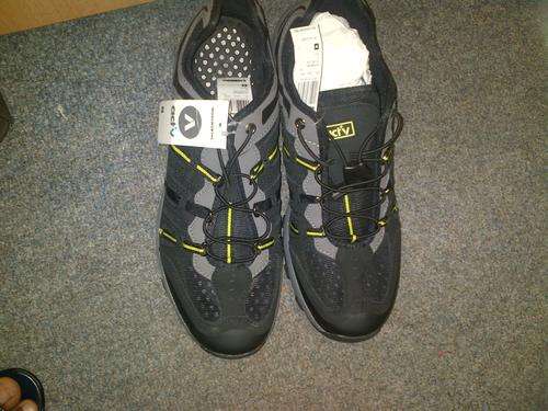 MENS ACTIVE SNEAKERS (WOOLIES) VALUED @ R450 size 11