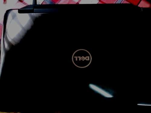 Dell Laptop N5050 Mint condition working fine but battery problem.