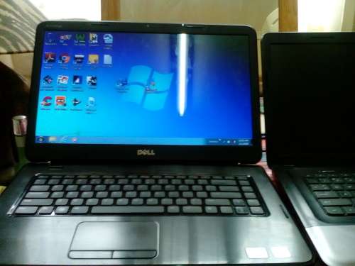 Dell Laptop N5050 Mint condition working fine but battery problem.