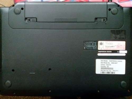 Dell Laptop N5050 Mint condition working fine but battery problem.