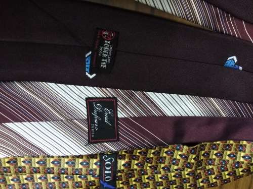 Lot of vintage ties. Bid per tie to take the lot! All in excellent condition!