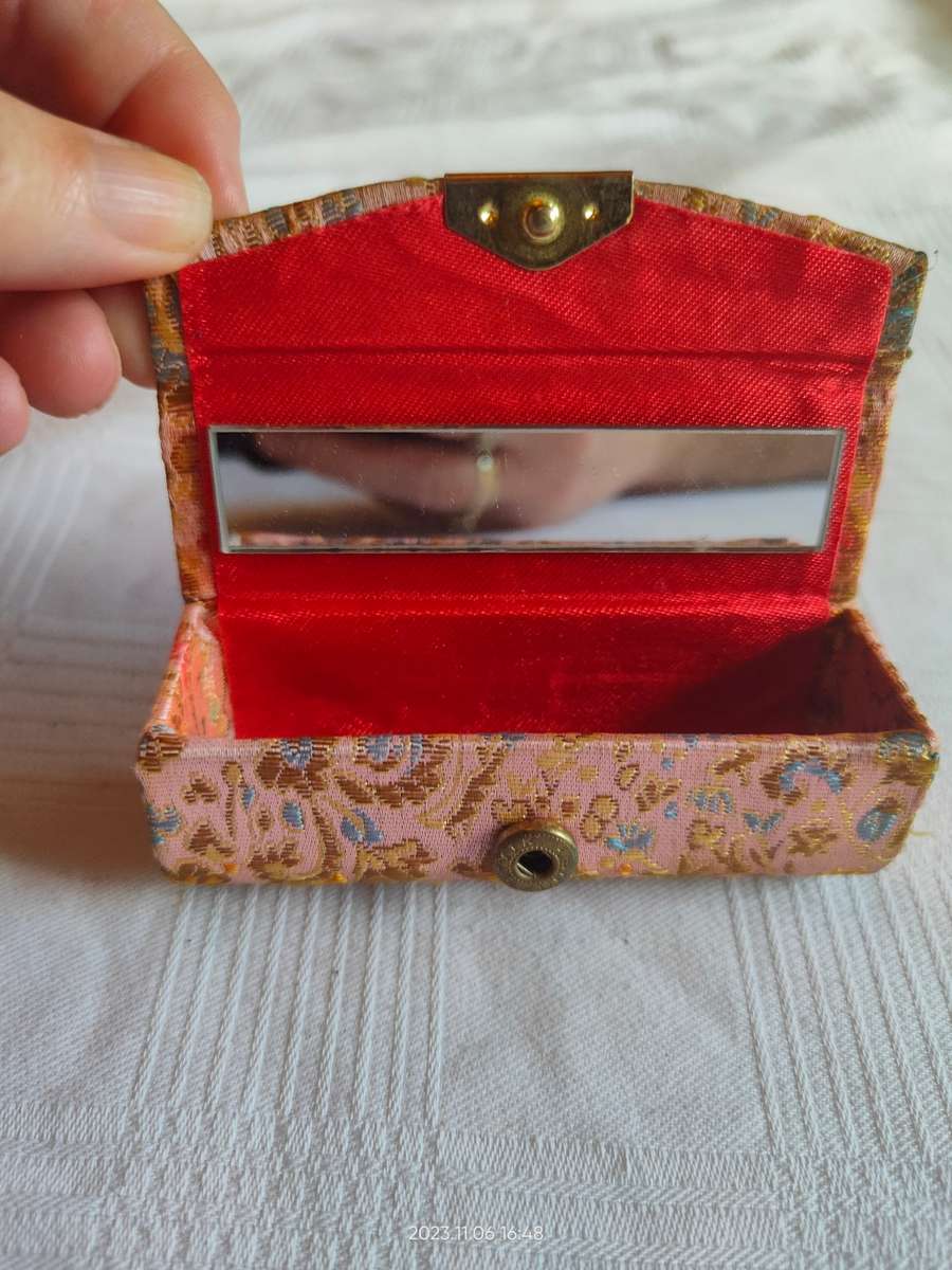 Vintage pink brocade mirrored lipstick holder