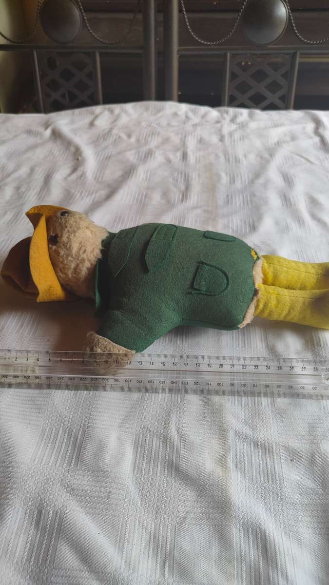 Now On R1 auction - A very rare original vintage Paddington bear from the 1970`s with original tag.