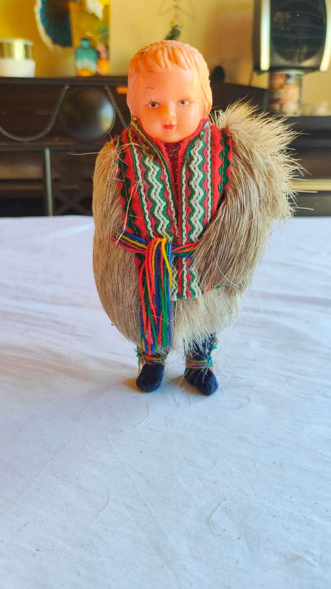 Lovely vintage souvenir doll