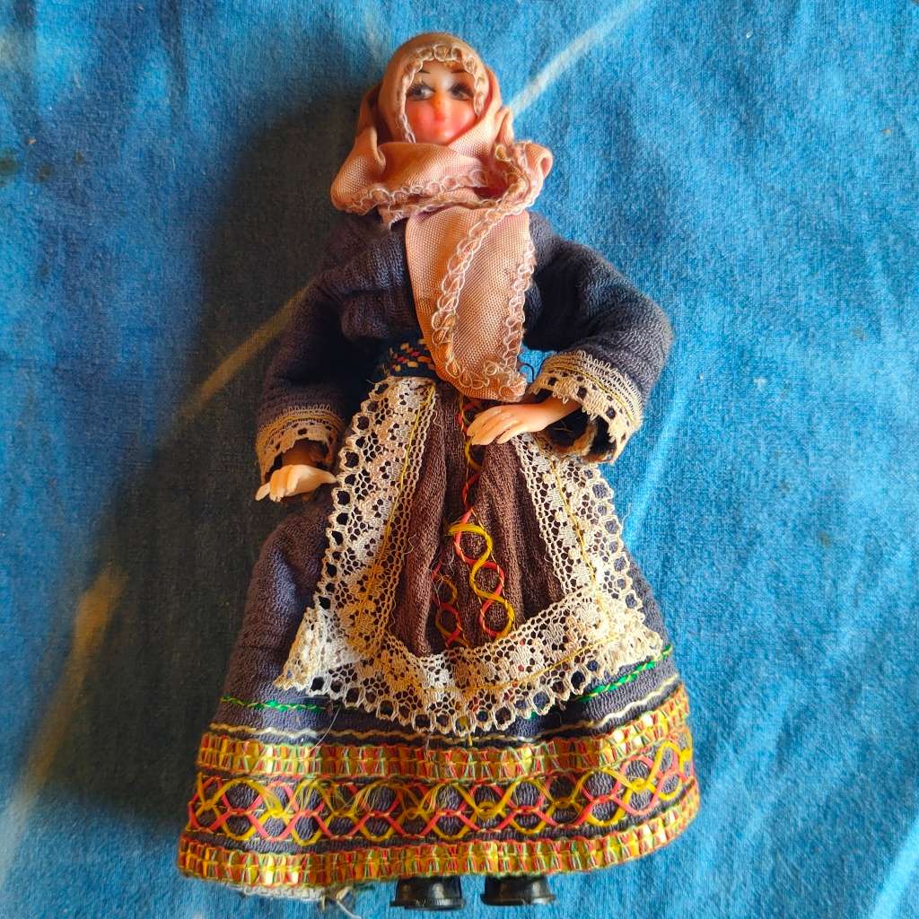 Very old collectable souvenir doll