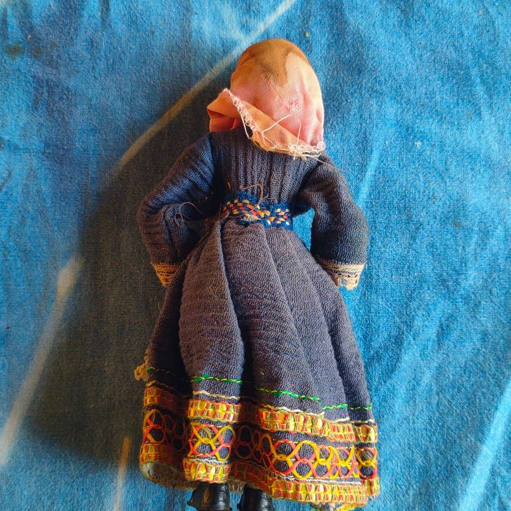Very old collectable souvenir doll