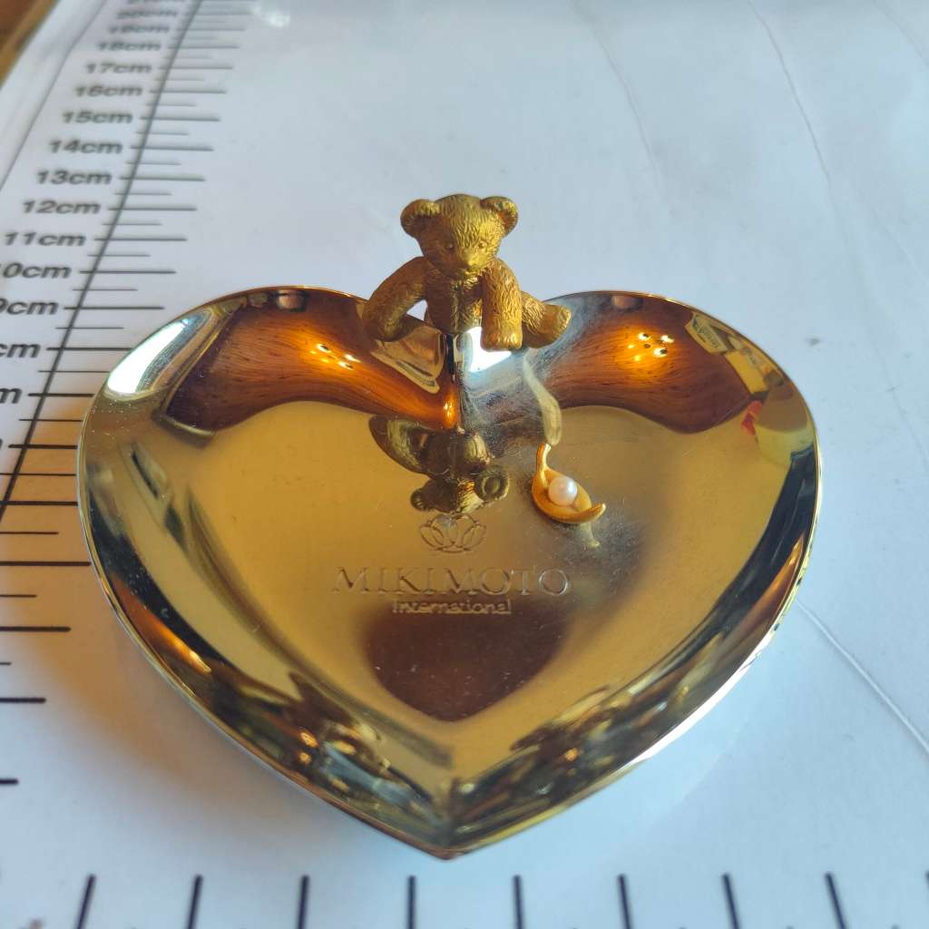 Mikimoto international trinket holder - absolutely stunning!