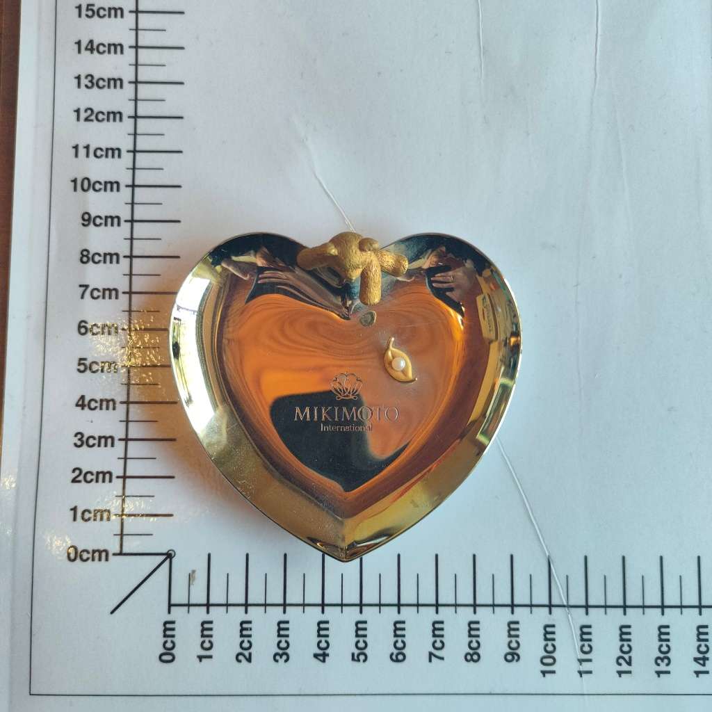 Mikimoto international trinket holder - absolutely stunning!