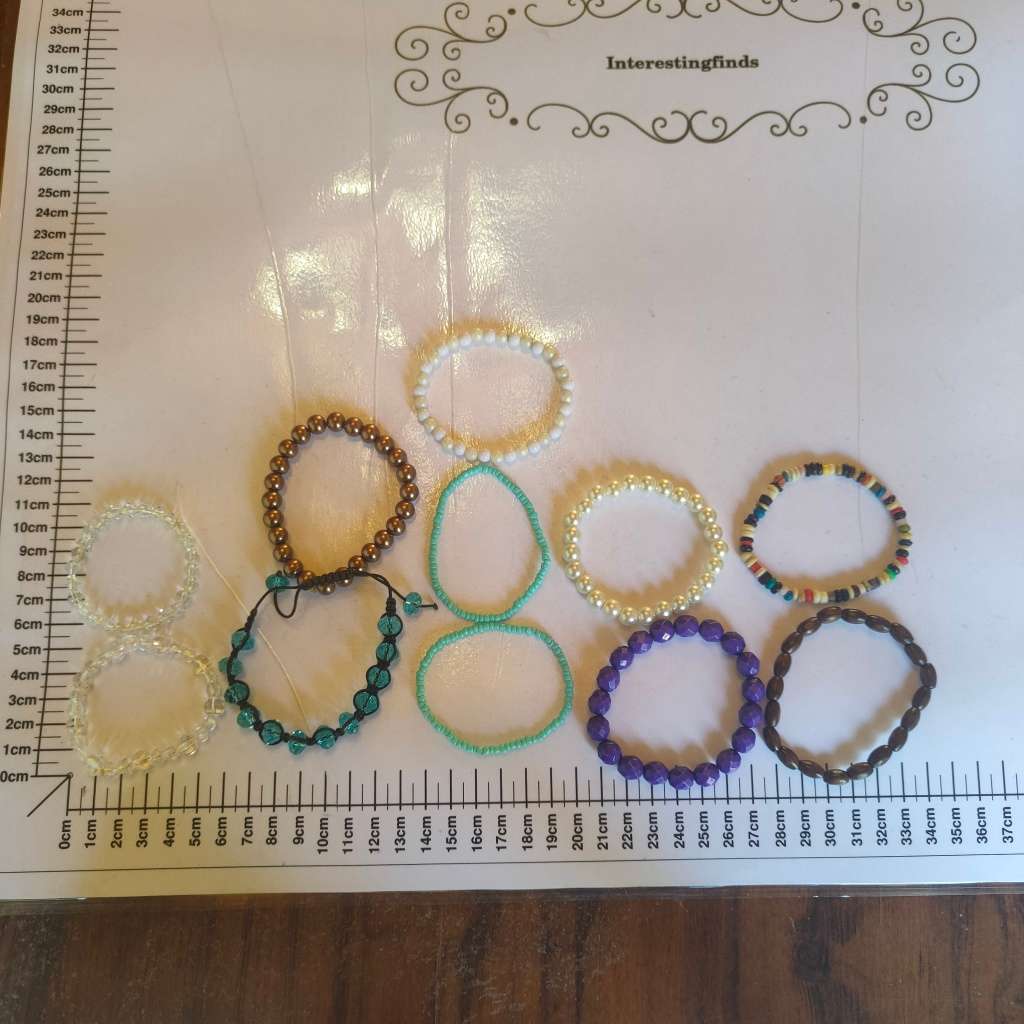Lot of 11 beaded stretch bracelets