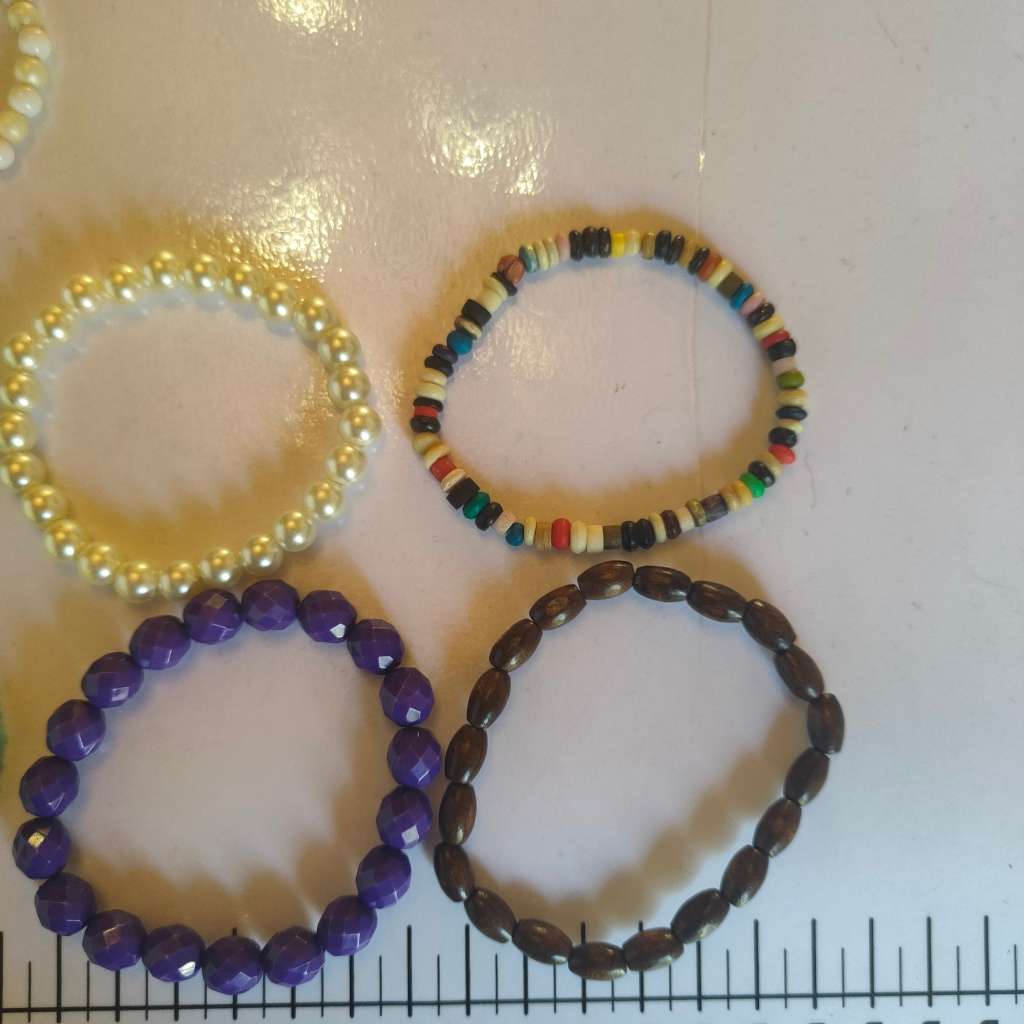 Lot of 11 beaded stretch bracelets