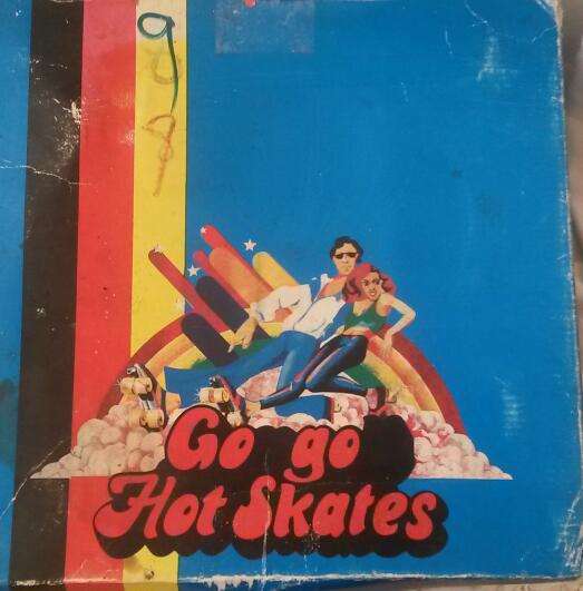 Vintage Boxed Go Go Roller Skates. what an awesome retro find!!!