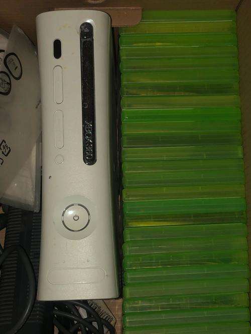 Xbox 360 (60GB) with 2 controllers, cables and 2 games