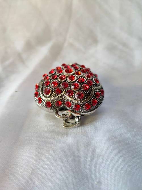 Lovely bulky heart pendant