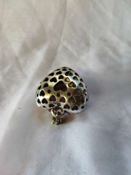 Lovely bulky heart pendant