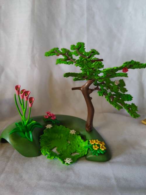 Big lot of original Sylvanian families furniture and outside playset