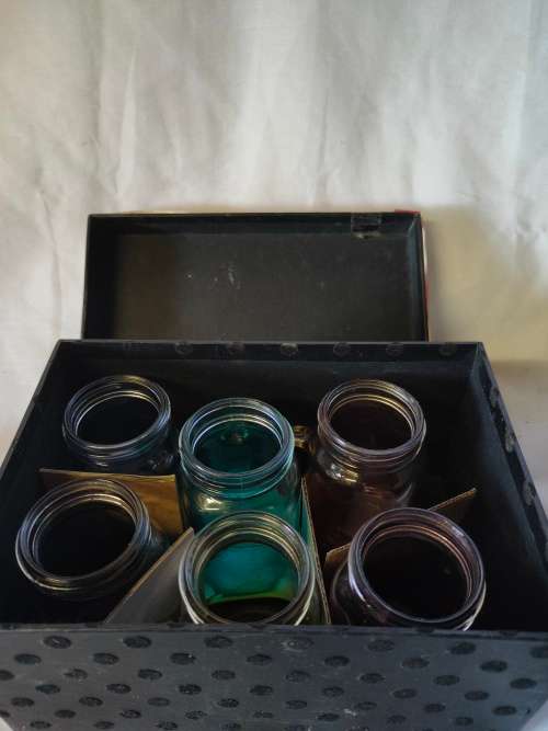 A beautiful gift box with 6 mini glasses