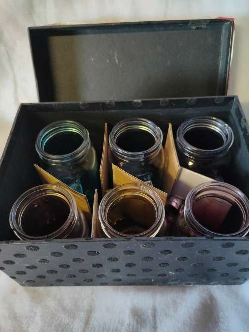 A beautiful gift box with 6 mini glasses