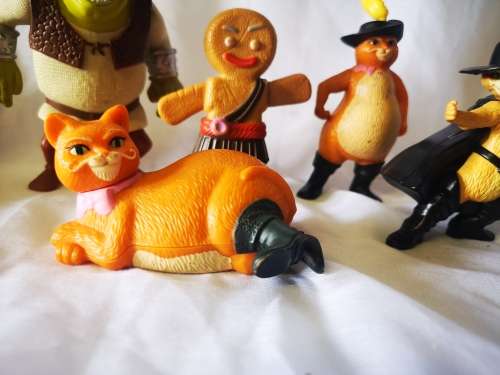 Nice lot of McDonald's happy meal toys - Shrek