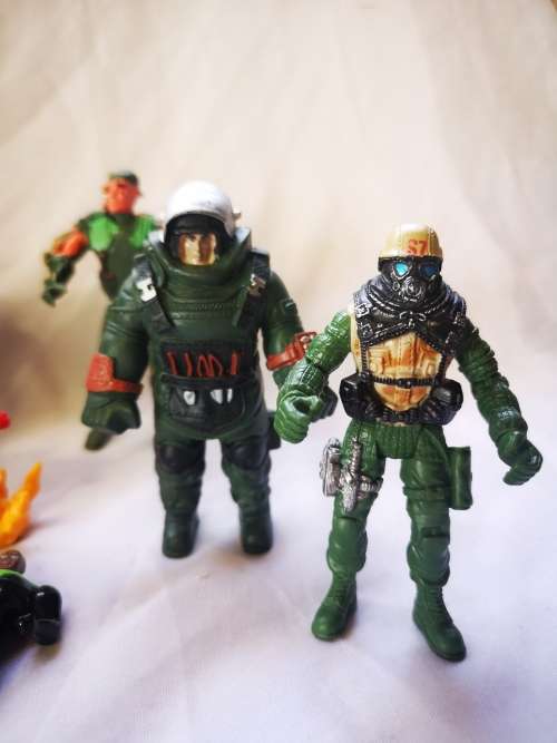 Big lot of action figures - includes Chap Mei, Kenner and Mattel