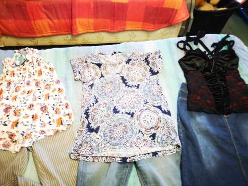 Nice big lot of woman's clothing. Size - mostly 32 / small