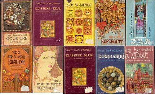 Lot of 10 "Vrou: Haar eie wereld" books, all compiled by Berna van Coppenhagen