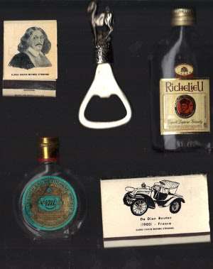 Interesting collection of small vintage items