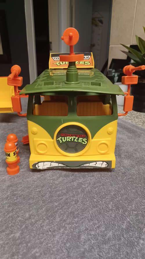 Teenage Mutant Ninja Turtles Van 1988