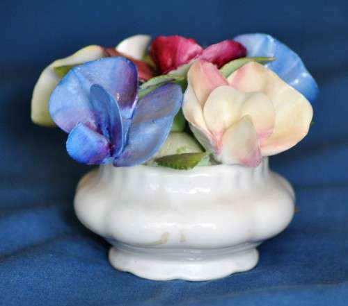 Royal Albert Flowers of the Month April Posy