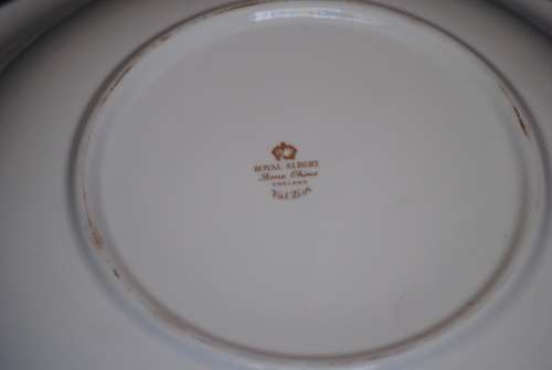 Royal Albert Val D'Or Round Serving Dish/ Vegetable Bowl