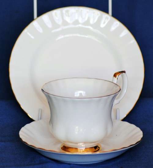 Royal Albert Val D'Or Tea Trio