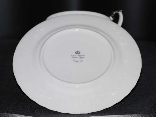 Royal Albert "Chantilly" 6 tea trios