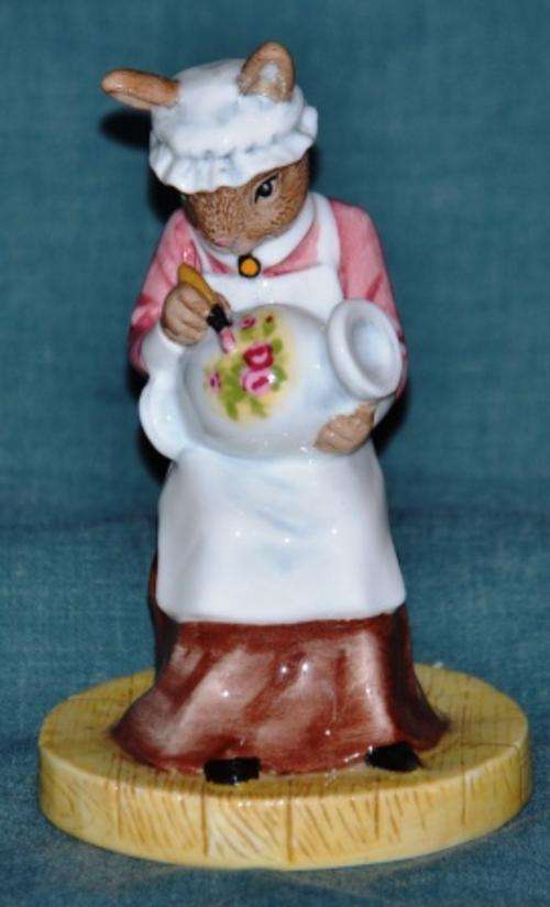 Royal Doulton "Paintress bunnikins" DB465