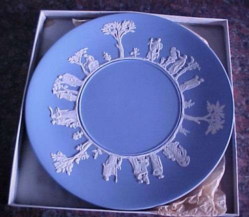 Wedgwood Jasper ( Pale Blue ) - Boxed Large  Cake Plate