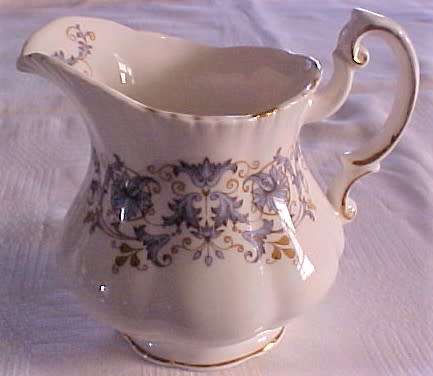 PARAGON MILK JUG - TUSCANY