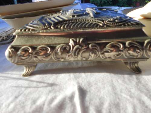 Jewellery Box - footed